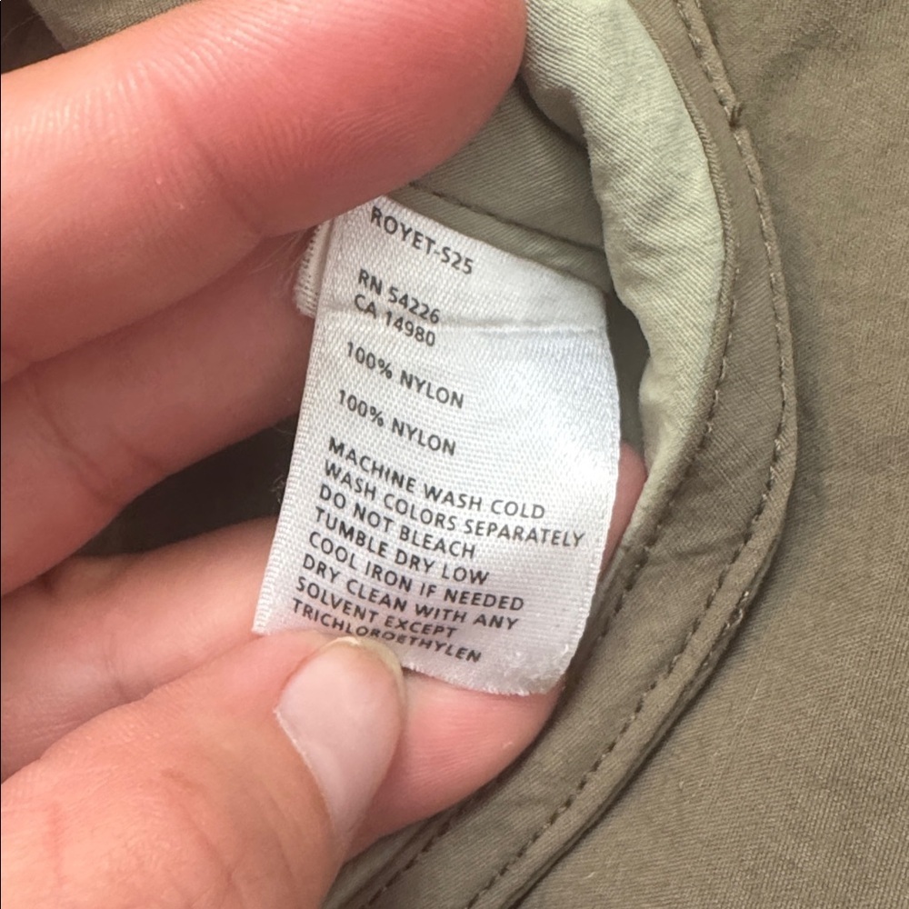 Royal Robbins Olive Capri Pants - Picture 3 of 5